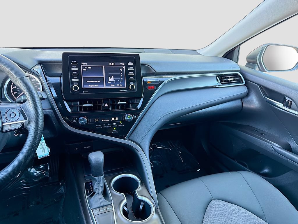 Used 2024 Toyota Camry LE FWD image 21