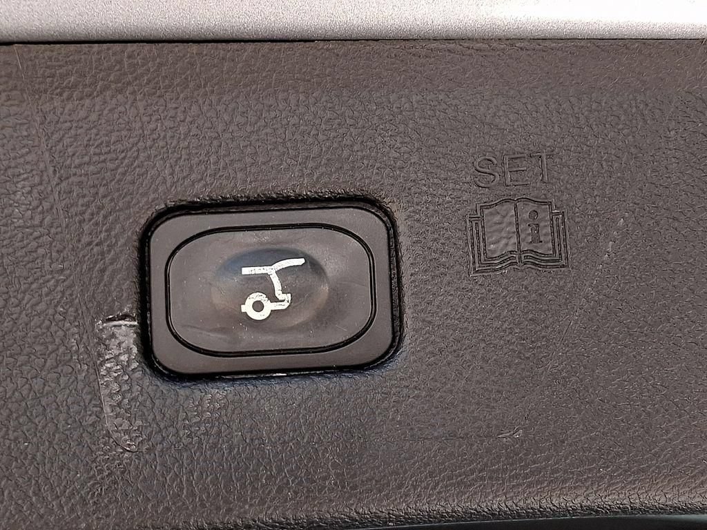 Used 2024 Ford Edge Titanium AWD/4WD image 31