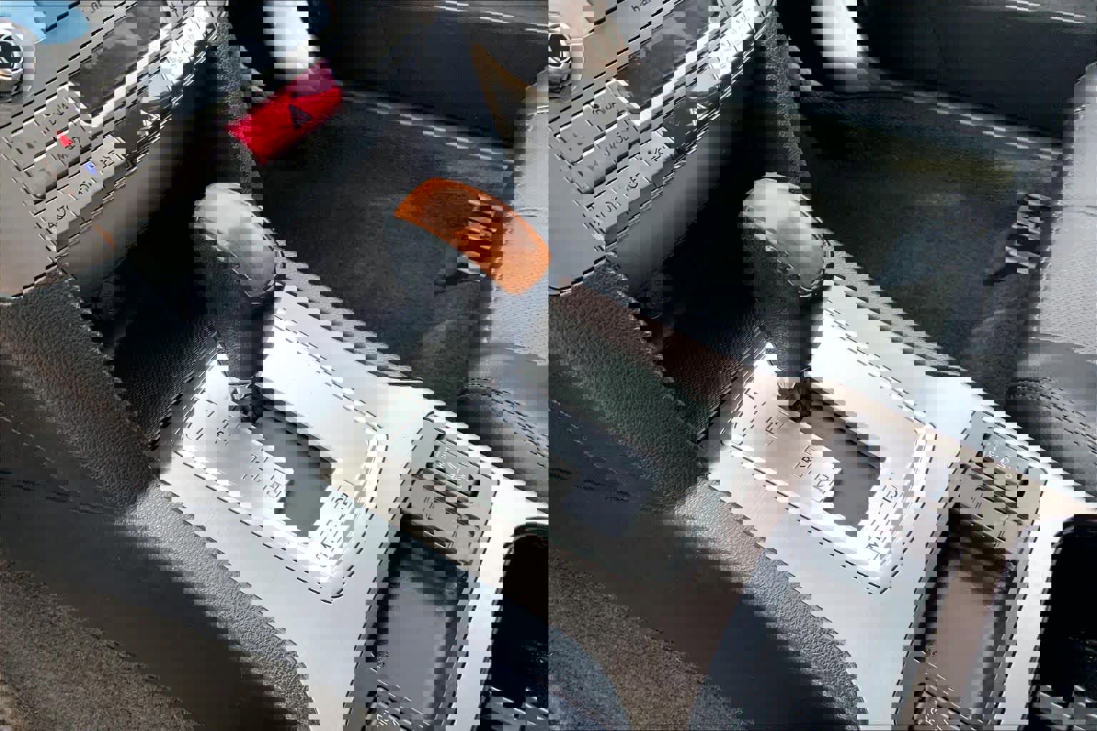 Used 2013 Subaru Outback 2.5i Limited image 16