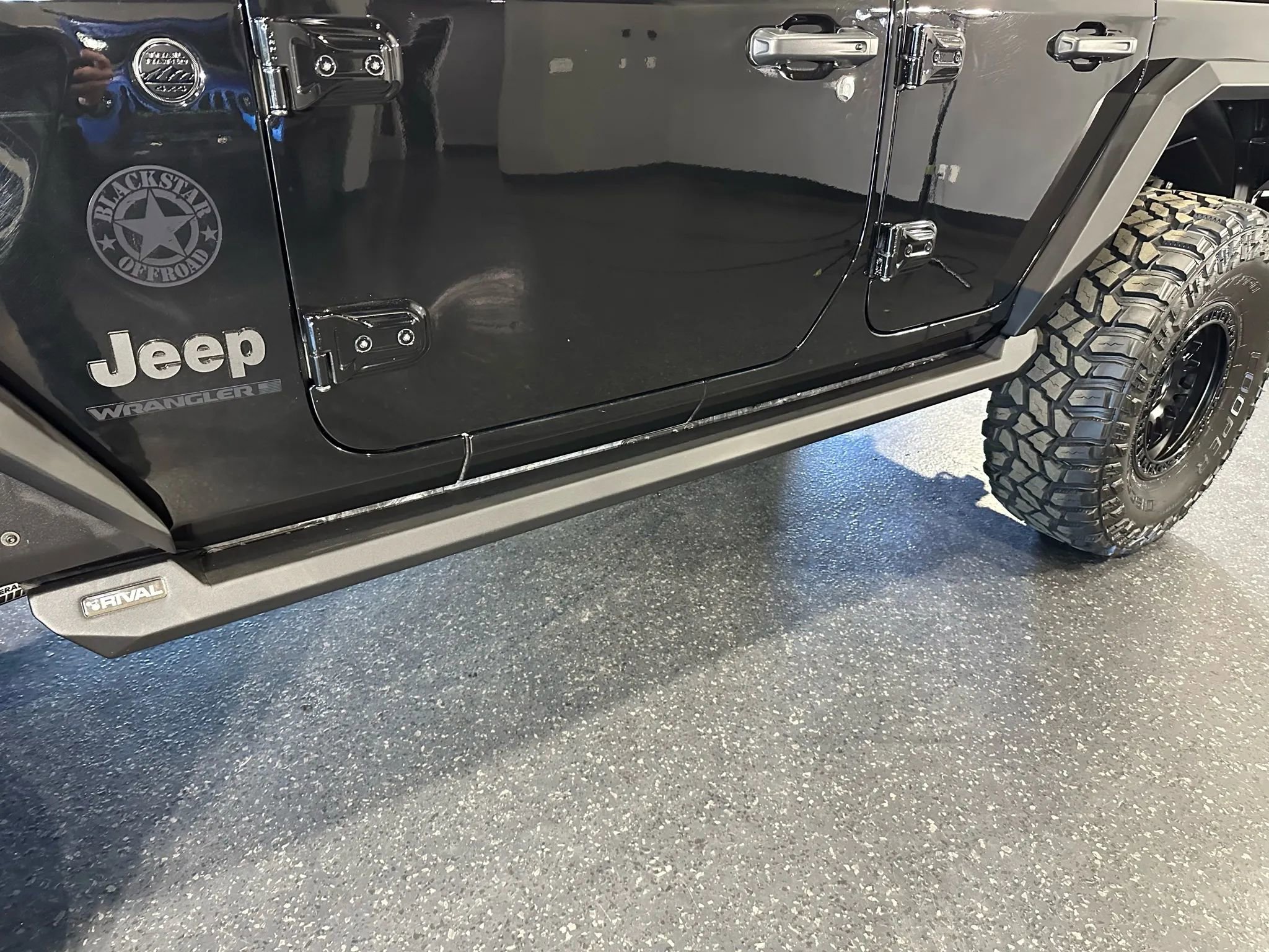 Used 2024 Jeep Wrangler Unlimited Rubicon image 9