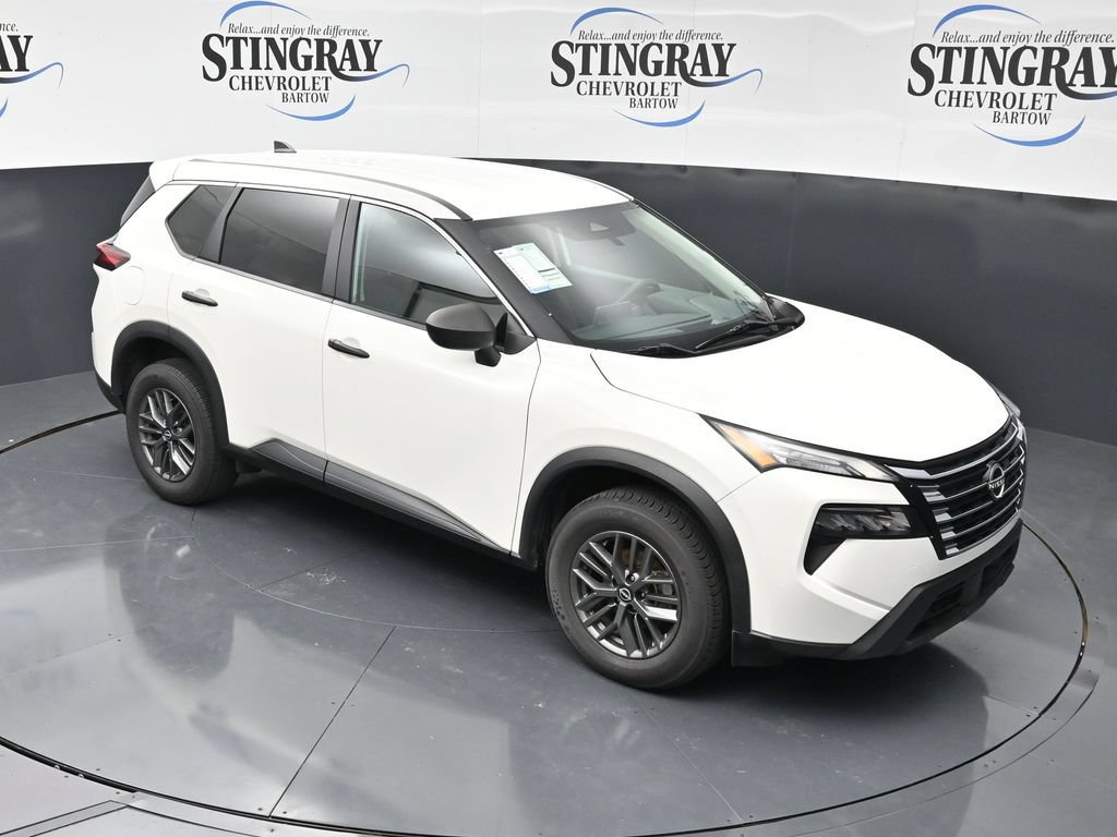 Used 2024 Nissan Rogue S FWD image 21