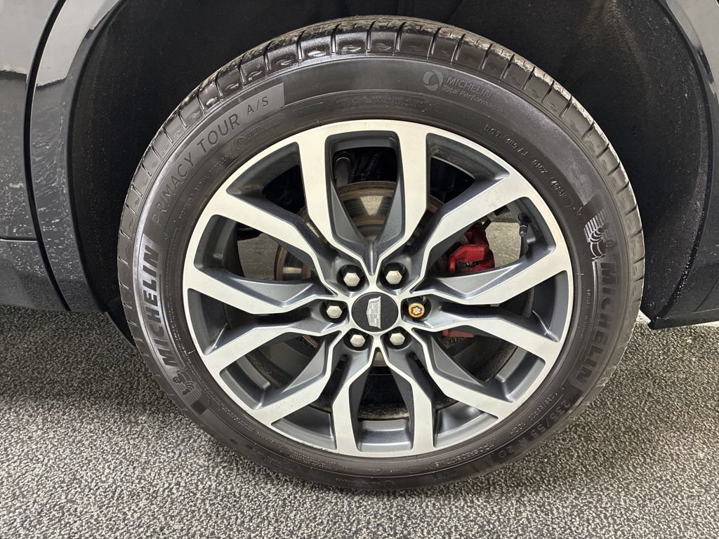 Used 2024 Cadillac XT6 Sport w/ LPO, Floor Liner Package AWD/4WD image 10