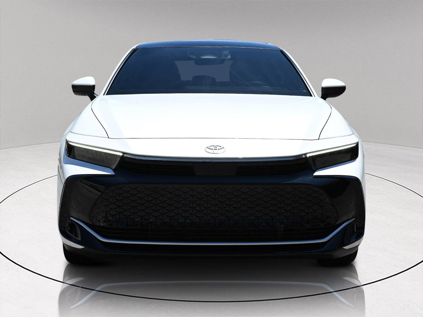 Used 2025 Toyota Crown Platinum image 7