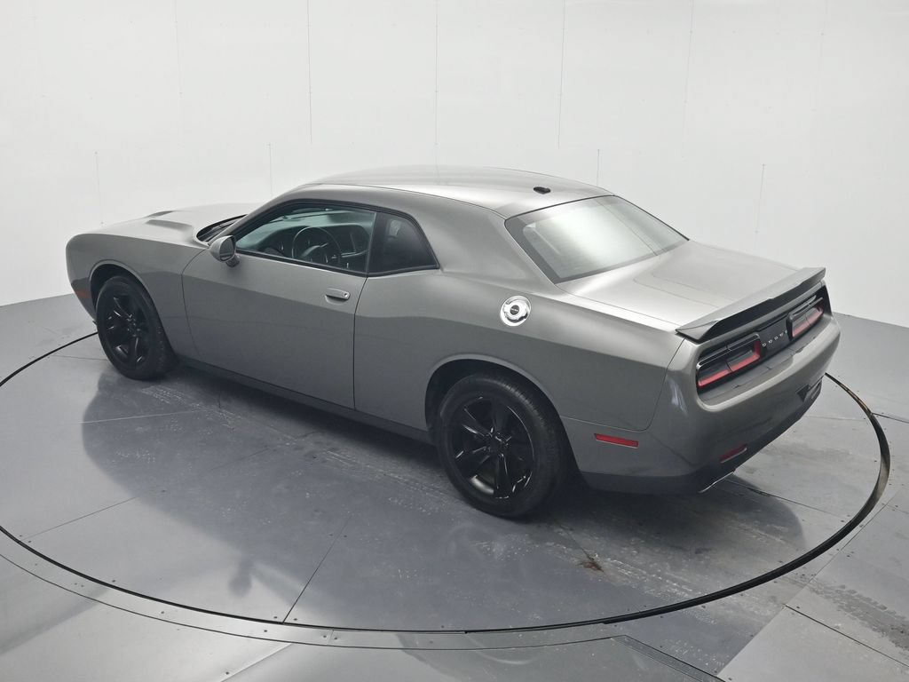 Used 2023 Dodge Challenger SXT RWD image 32