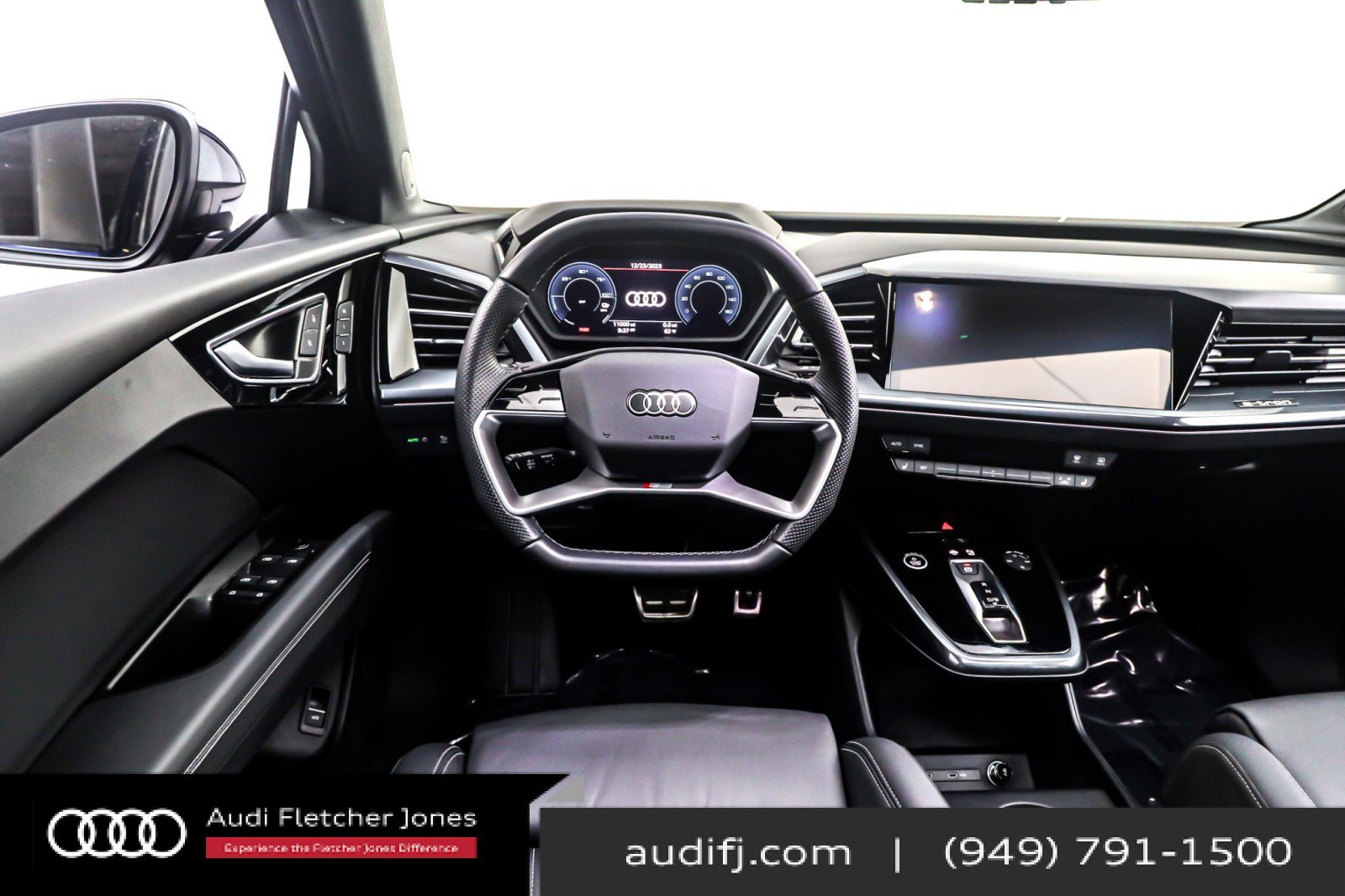 Used 2024 Audi Q4 e-tron Prestige w/ Black Optic Plus Package image 6