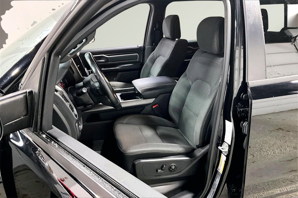 Used 2021 RAM 1500 Big Horn image 22