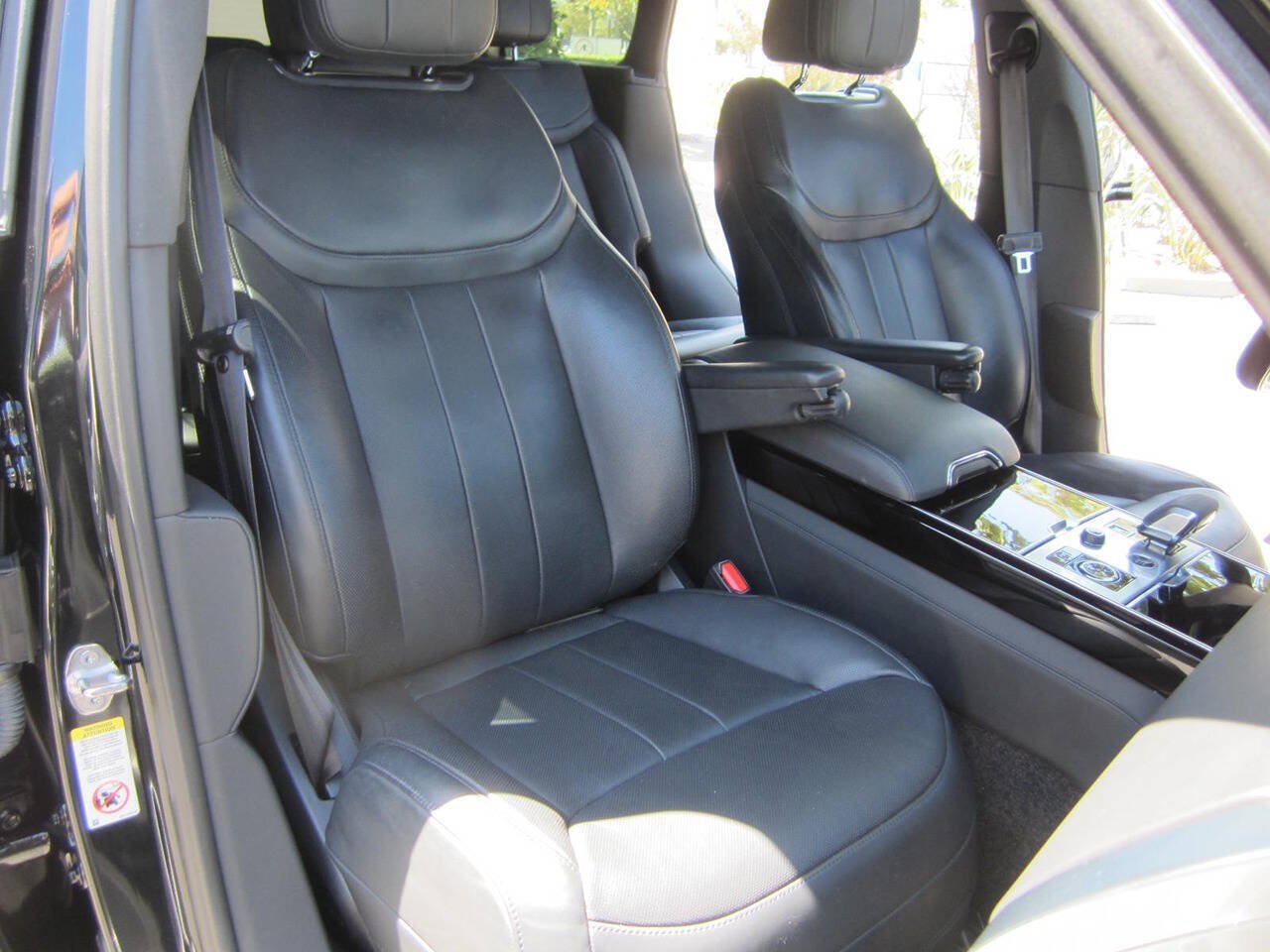 Used 2023 Land Rover Range Rover SE AWD/4WD image 23