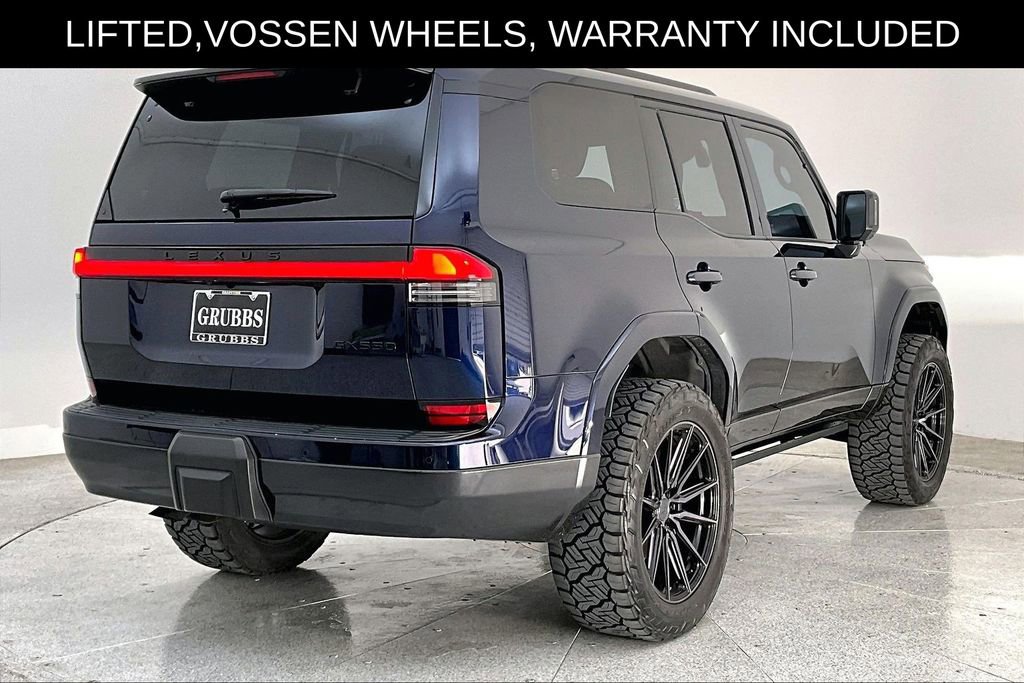 Used 2025 Lexus GX 550 w/ Accessory Package (2T) image 2