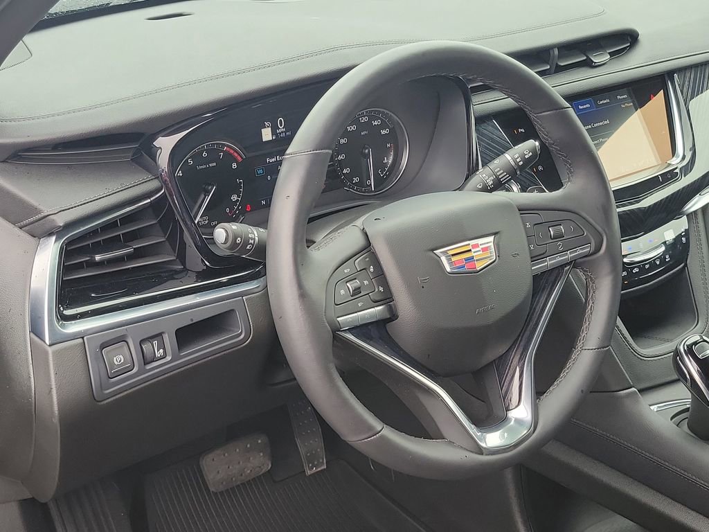 Used 2024 Cadillac XT6 Premium Luxury w/ LPO, Floor Liner Package image 7