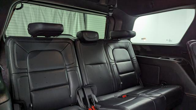 Used 2023 Lincoln Navigator 4WD image 19
