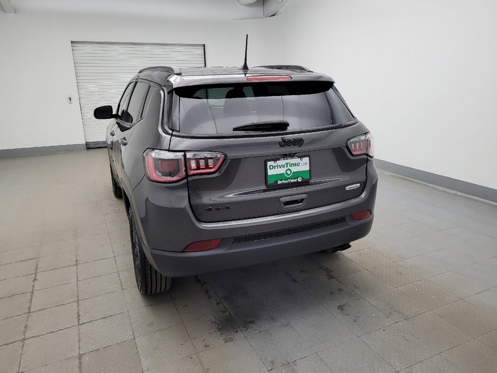 Used 2020 Jeep Compass Sport image 6