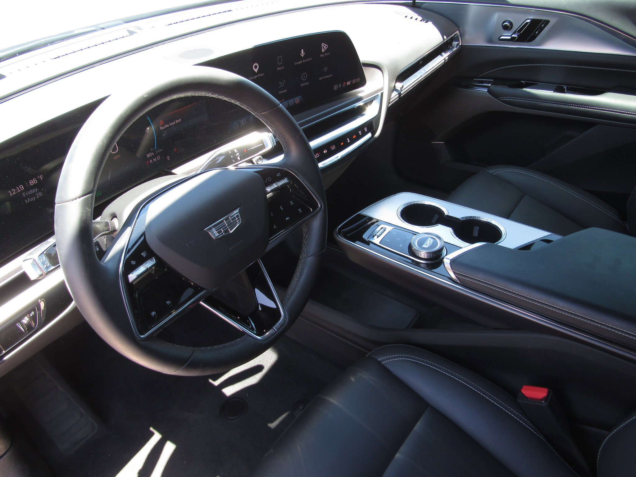 Used 2024 Cadillac Lyriq Tech RWD image 16