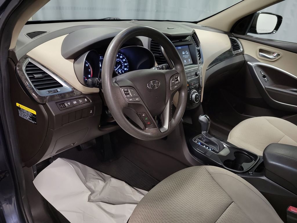 Used 2017 Hyundai Santa Fe Sport image 14