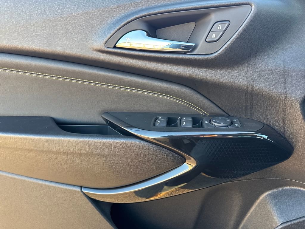 New 2026 Chevrolet Trax LT w/ LT Convenience Package image 17