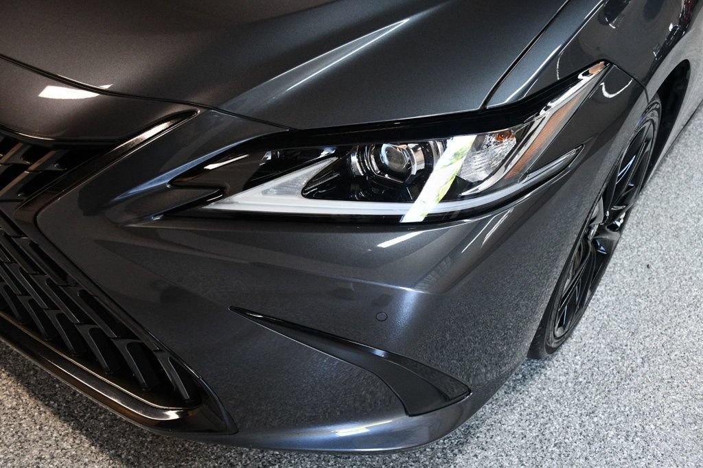 Used 2022 Lexus ES 350 w/ Premium Package FWD image 11