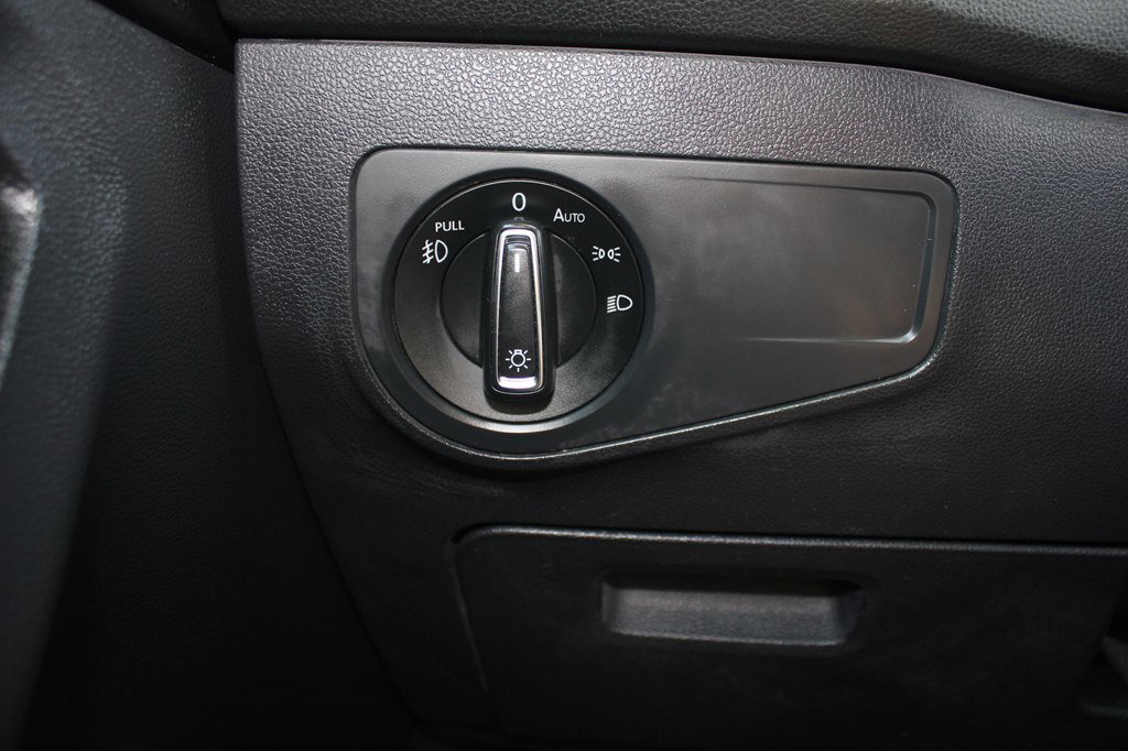 Used 2019 Volkswagen Tiguan S AWD/4WD image 17