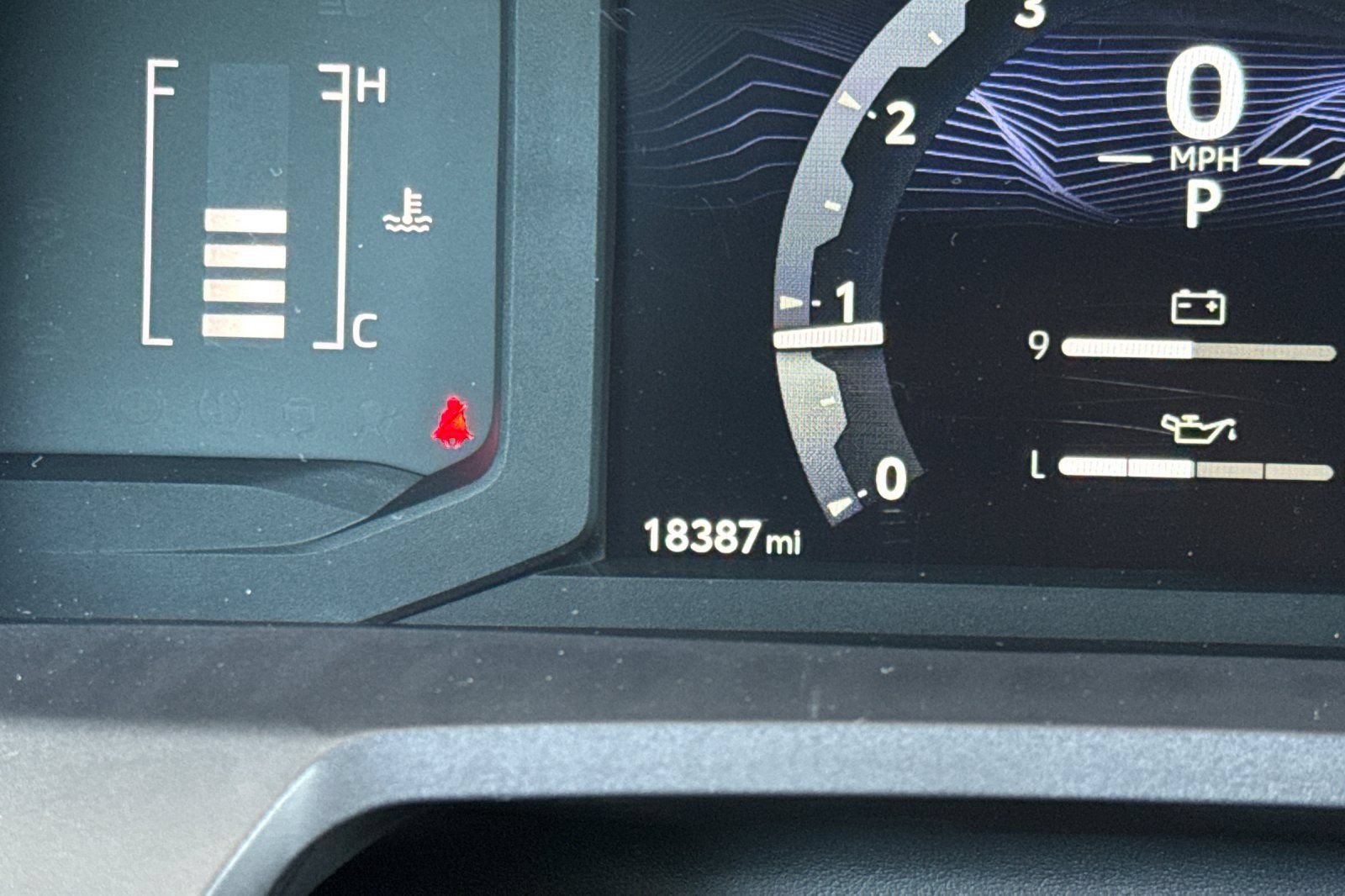 Certified 2024 Toyota Tacoma SR5 AWD/4WD image 3