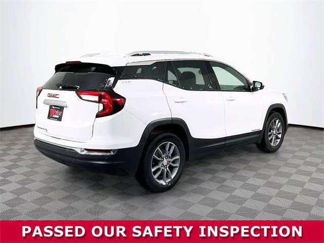 Used 2023 GMC Terrain SLT w/ Infotainment Package II image 31