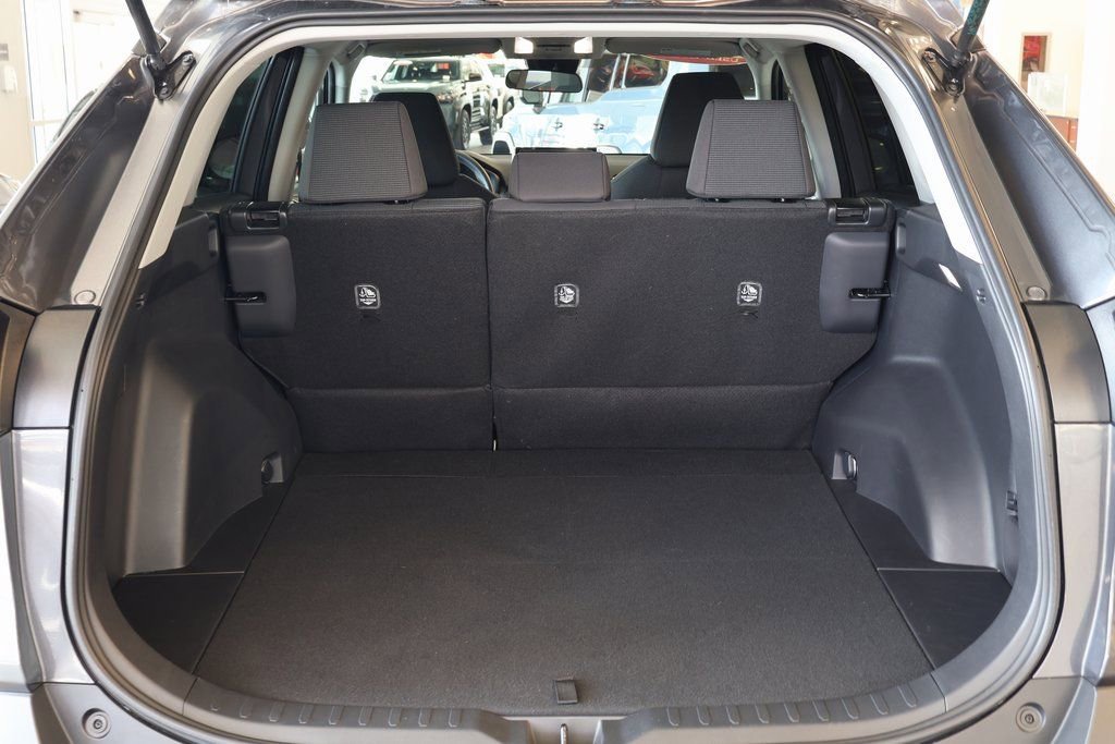 Used 2025 Toyota RAV4 LE FWD image 14