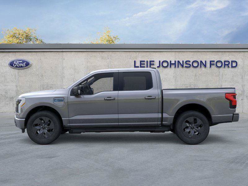 New 2025 Ford F150 Lightning Flash AWD/4WD image 3