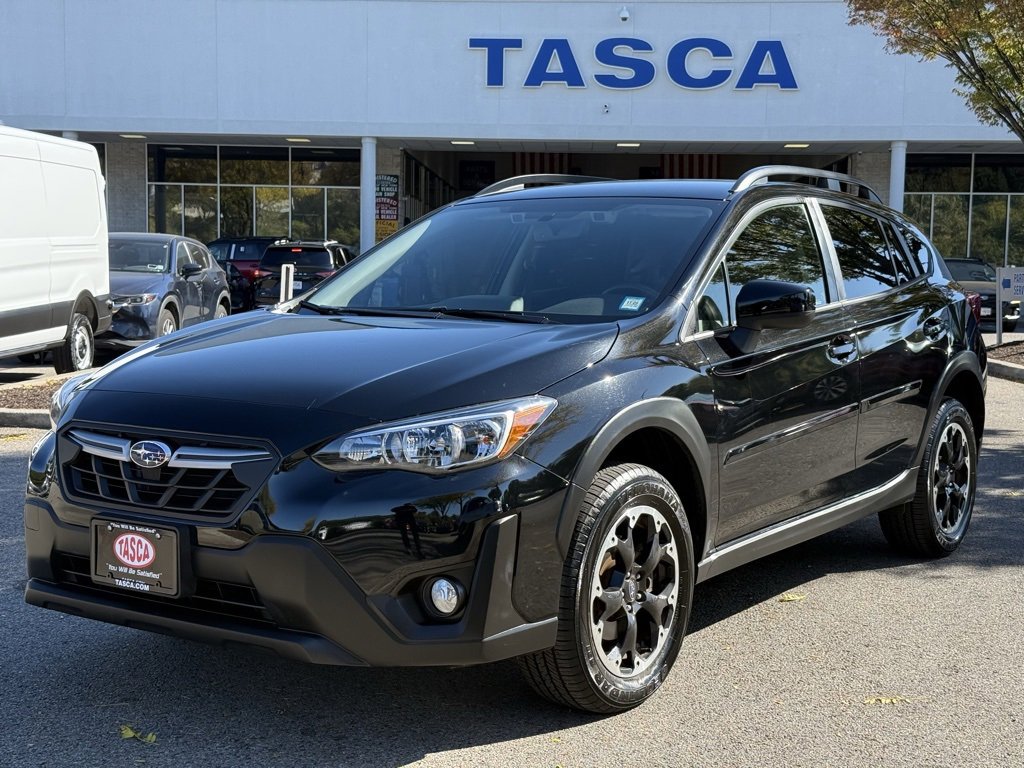 Used 2023 Subaru Crosstrek 2.0i Premium image 1