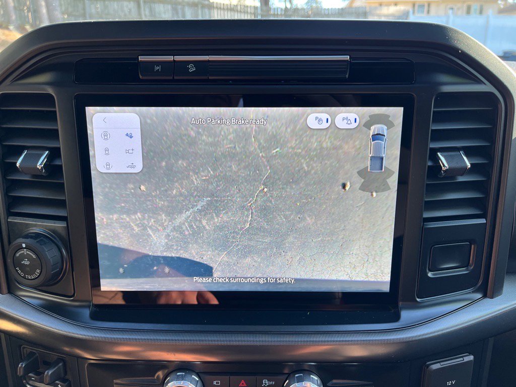 Used 2025 Ford F150 Lariat w/ Equipment Group 501A Mid image 31