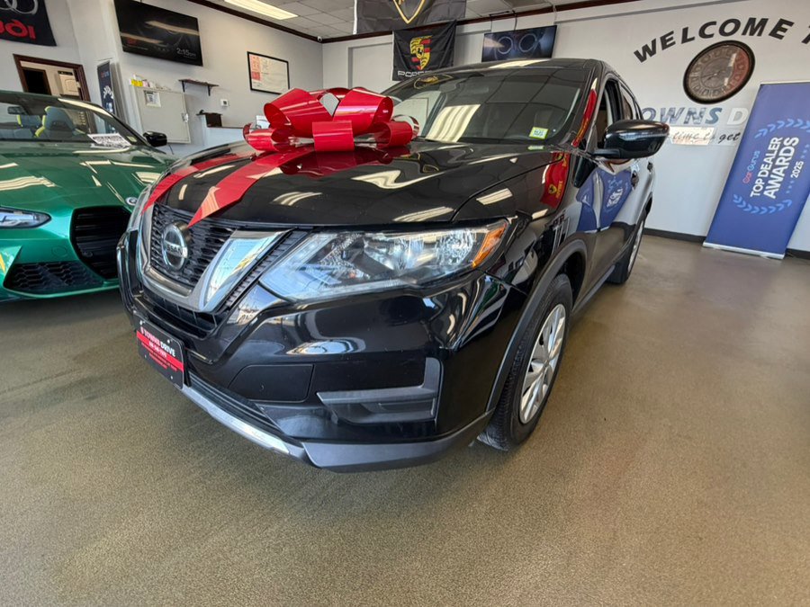 Used 2018 Nissan Rogue S image 6