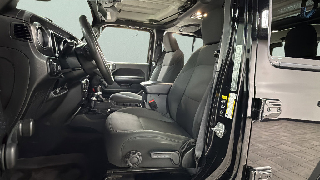 Used 2022 Jeep Wrangler Unlimited Sport image 15