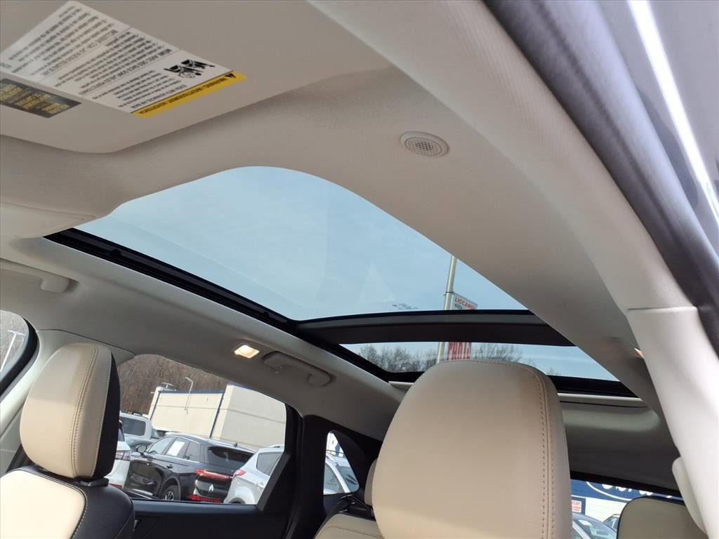 Certified 2022 Ford Escape SEL w/ Technology Package image 16