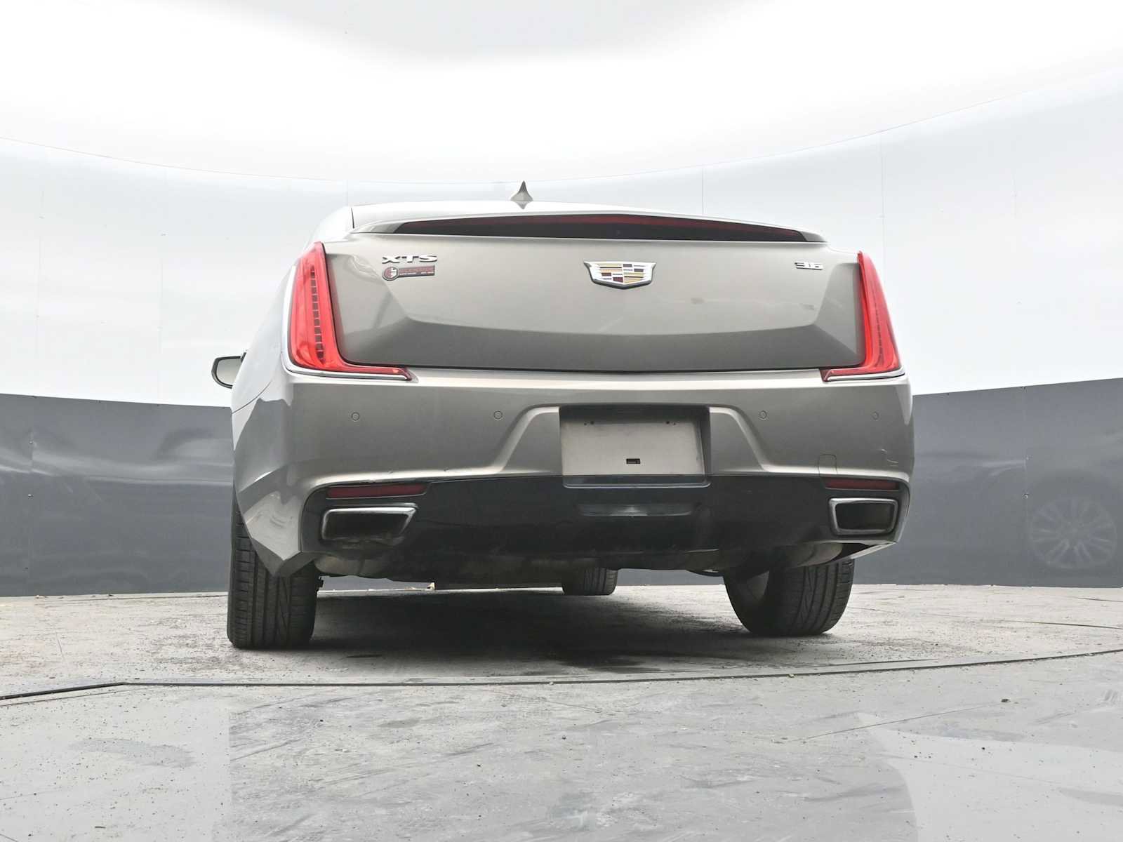 Used 2019 Cadillac XTS Luxury FWD image 31