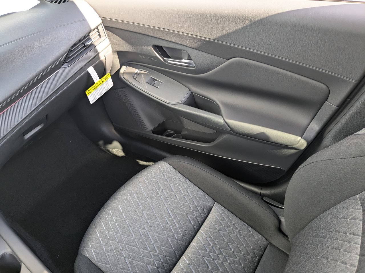 New 2026 Nissan Sentra SV w/ SV Convenience Package FWD image 23