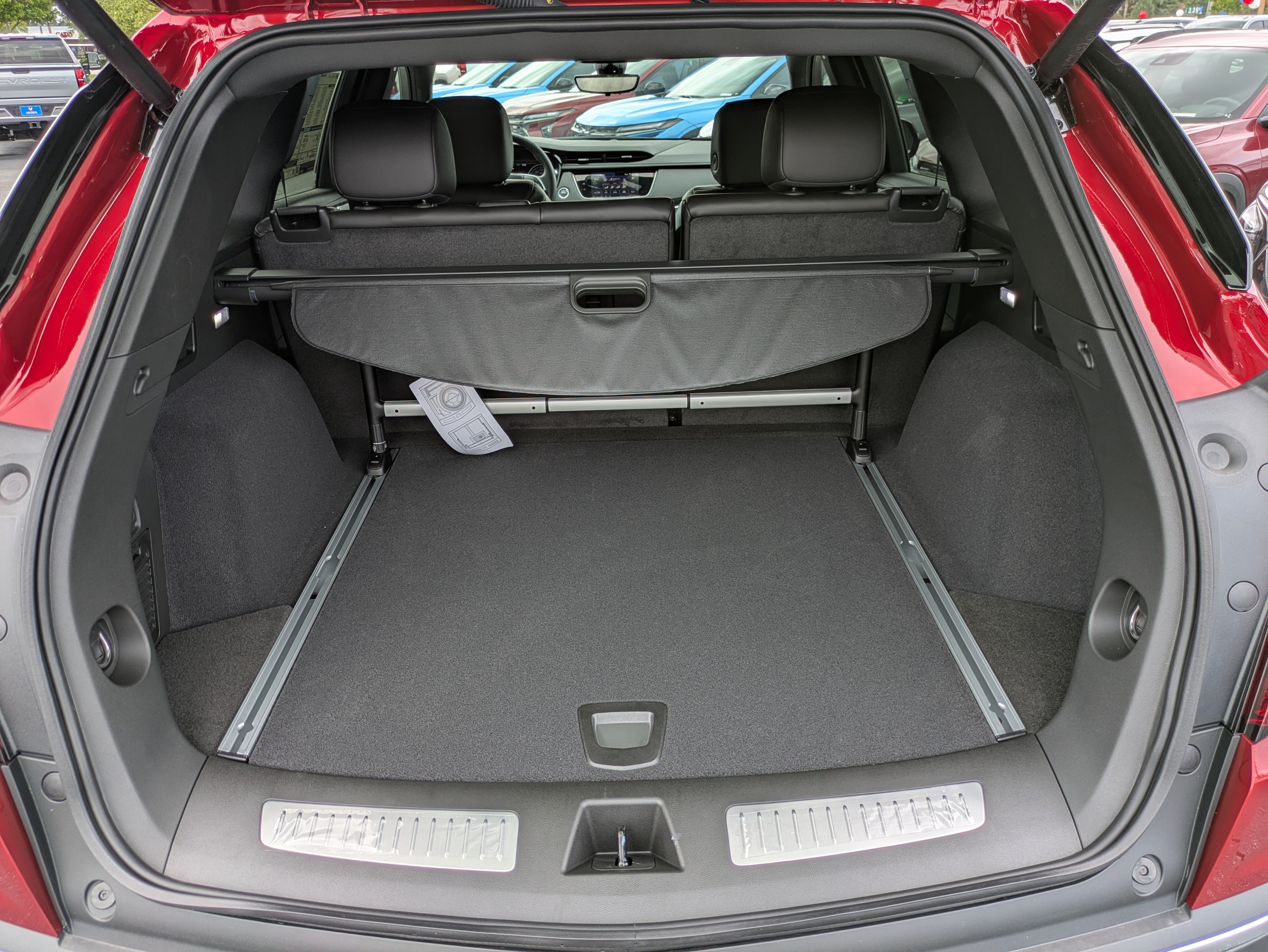 New 2025 Cadillac XT5 Premium Luxury w/ Technology Package FWD image 7