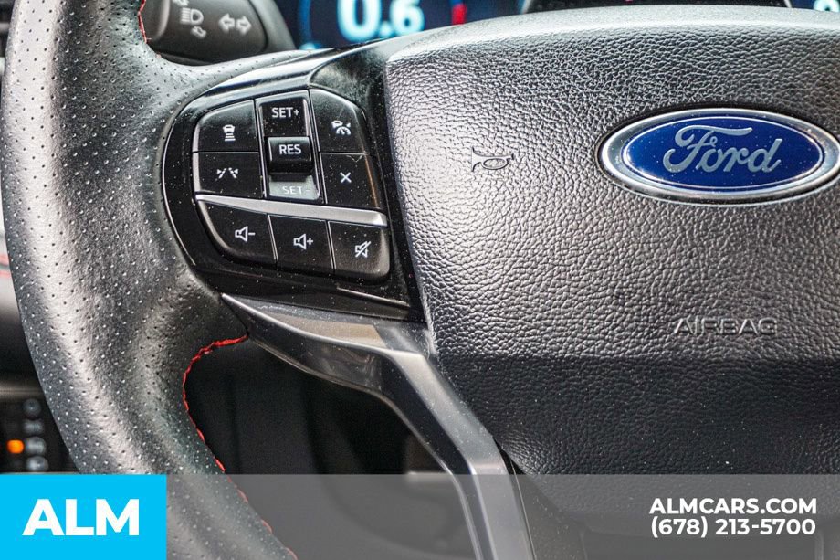 Used 2025 Ford Explorer ST-Line AWD/4WD image 31