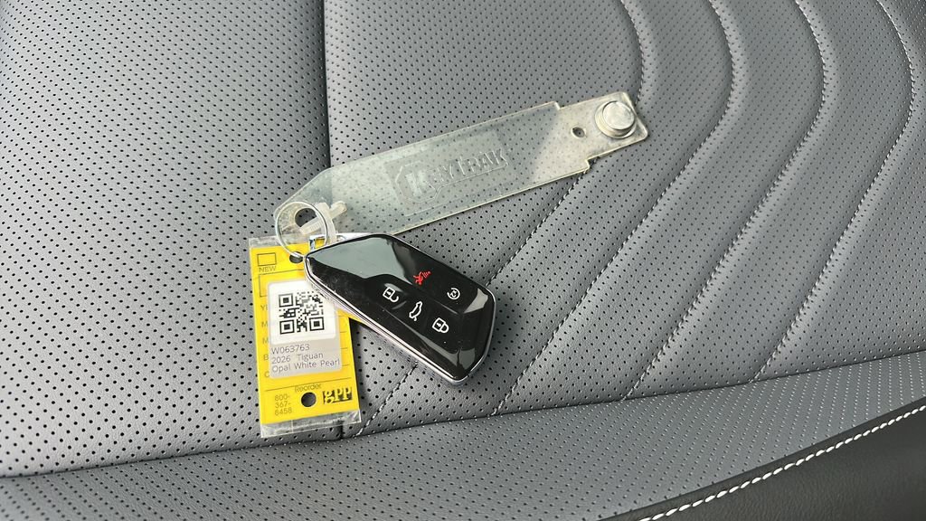 New 2026 Volkswagen Tiguan SE R-Line image 22