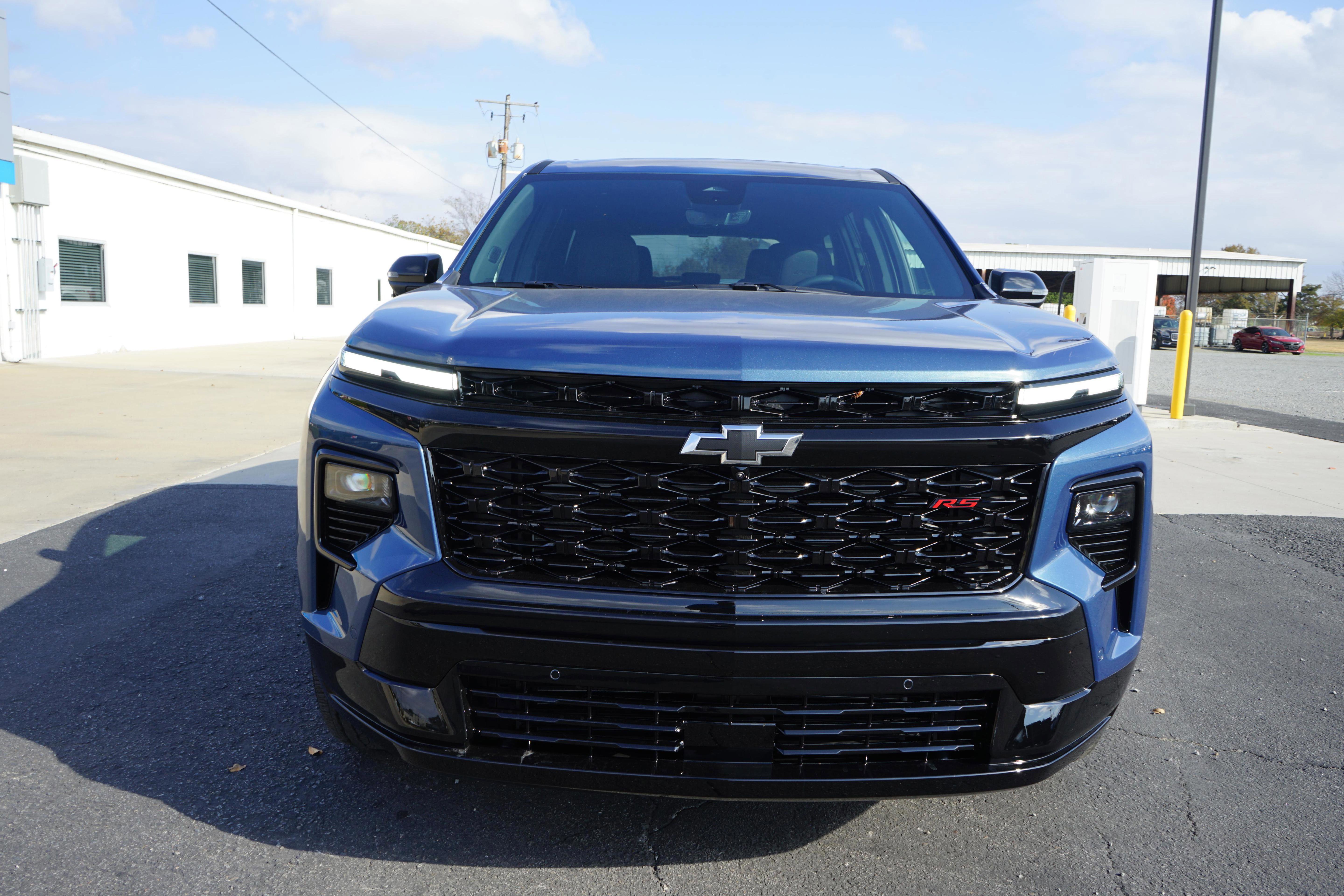 New 2026 Chevrolet Traverse RS image 8