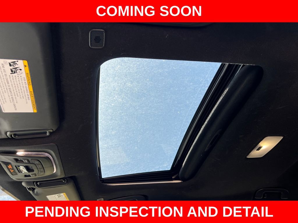 Used 2024 Toyota Corolla SE w/ SE Premium Package image 25