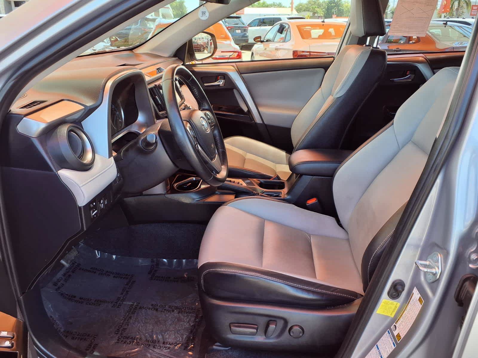 Used 2017 Toyota RAV4 Limited w/ Carpet Mat Package AWD/4WD image 16