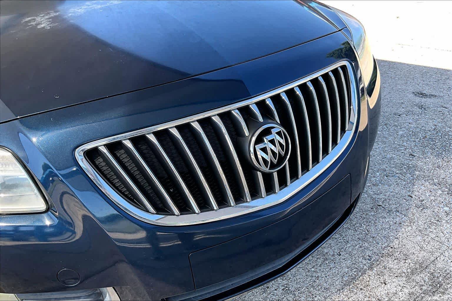 Used 2011 Buick Regal CXL w/ RL5 Preferred Equipment Group FWD image 29