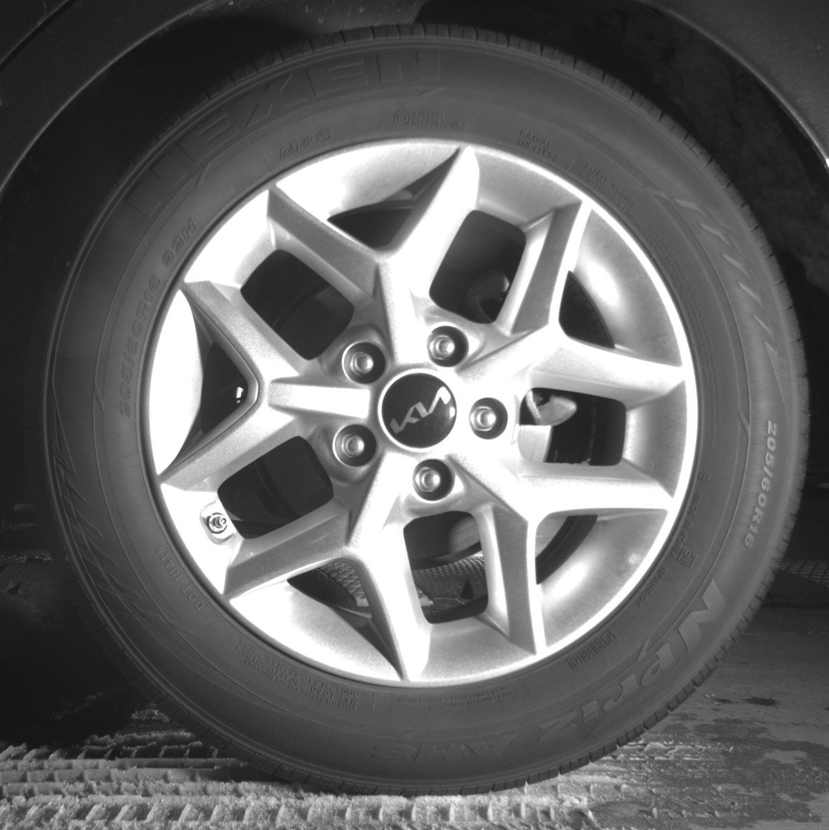 Used 2025 Kia Soul LX w/ LX Technology Package image 14