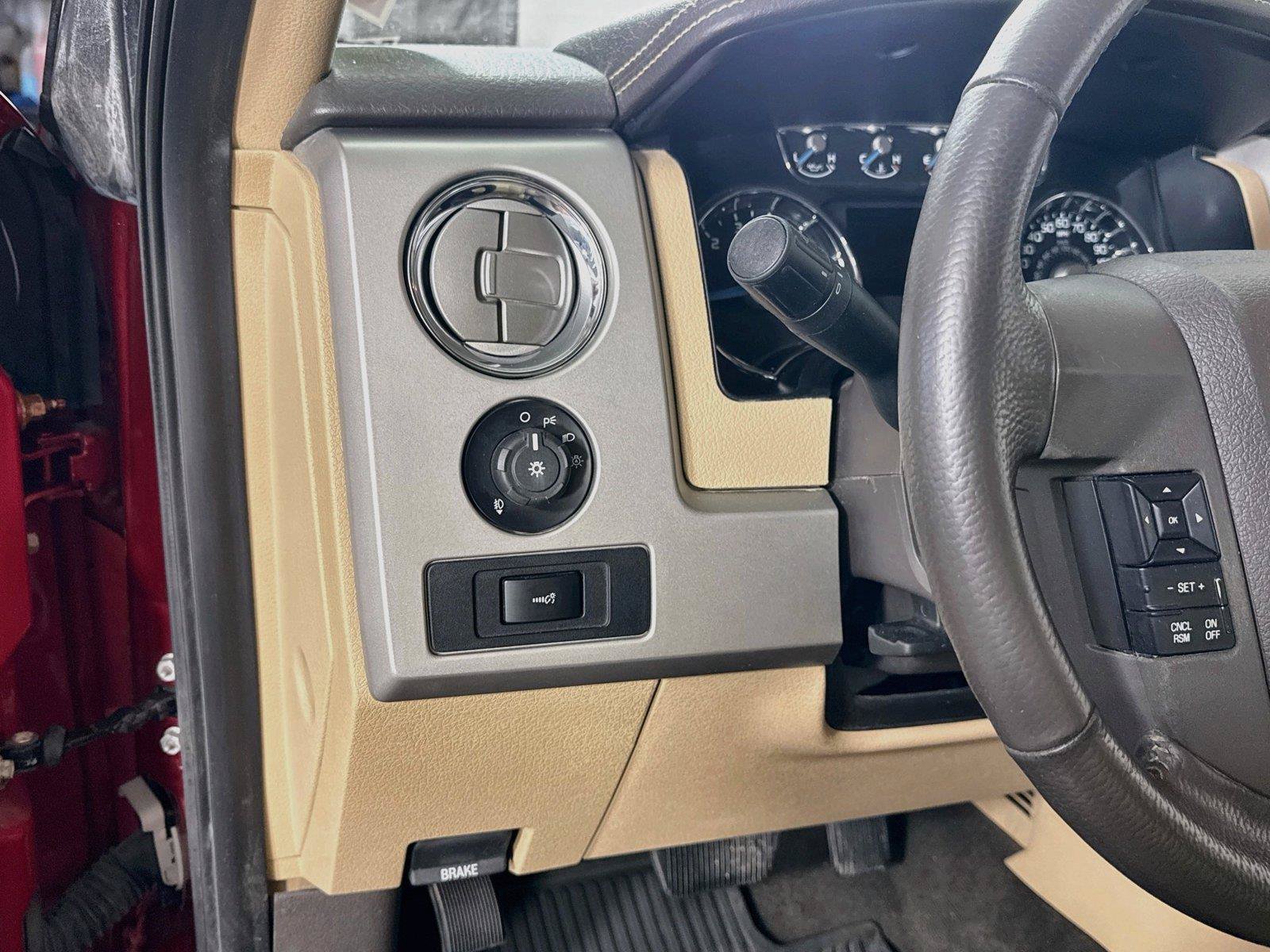 Used 2013 Ford F150 Lariat w/ Lariat Chrome Pkg AWD/4WD image 13