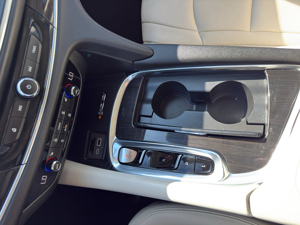 Used 2023 Buick Enclave Essence w/ Sport Touring Edition image 24