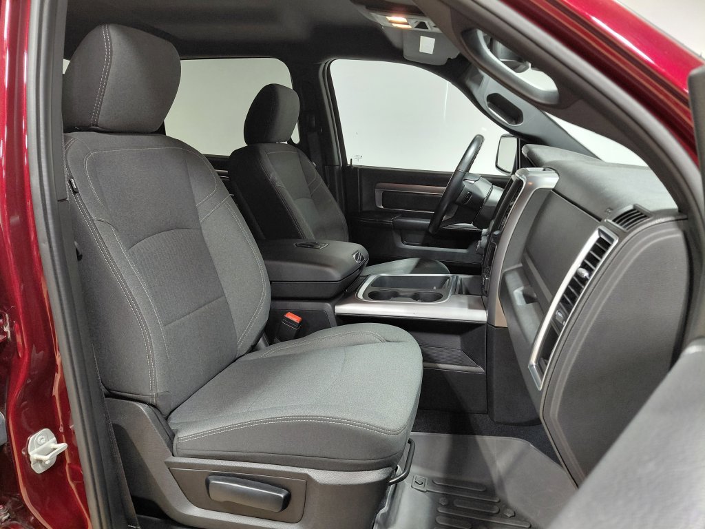 Used 2023 RAM 1500 Warlock AWD/4WD image 28