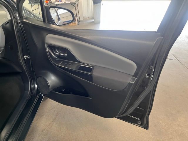 Used 2015 Toyota Yaris SE image 12