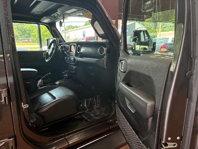 Used 2021 Jeep Wrangler Unlimited Sahara image 19