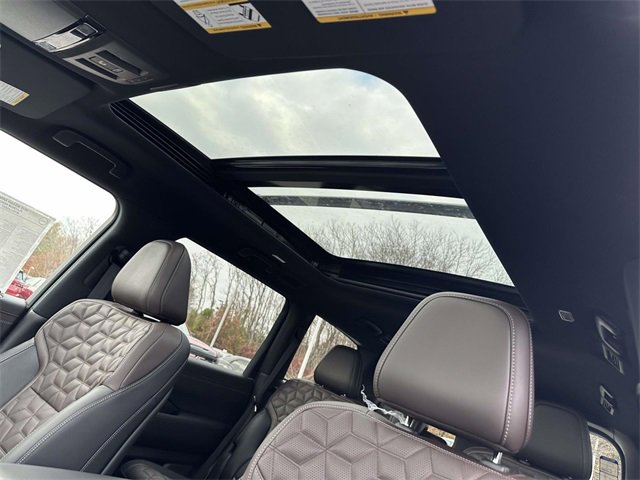 New 2026 Nissan Armada Platinum Reserve image 17