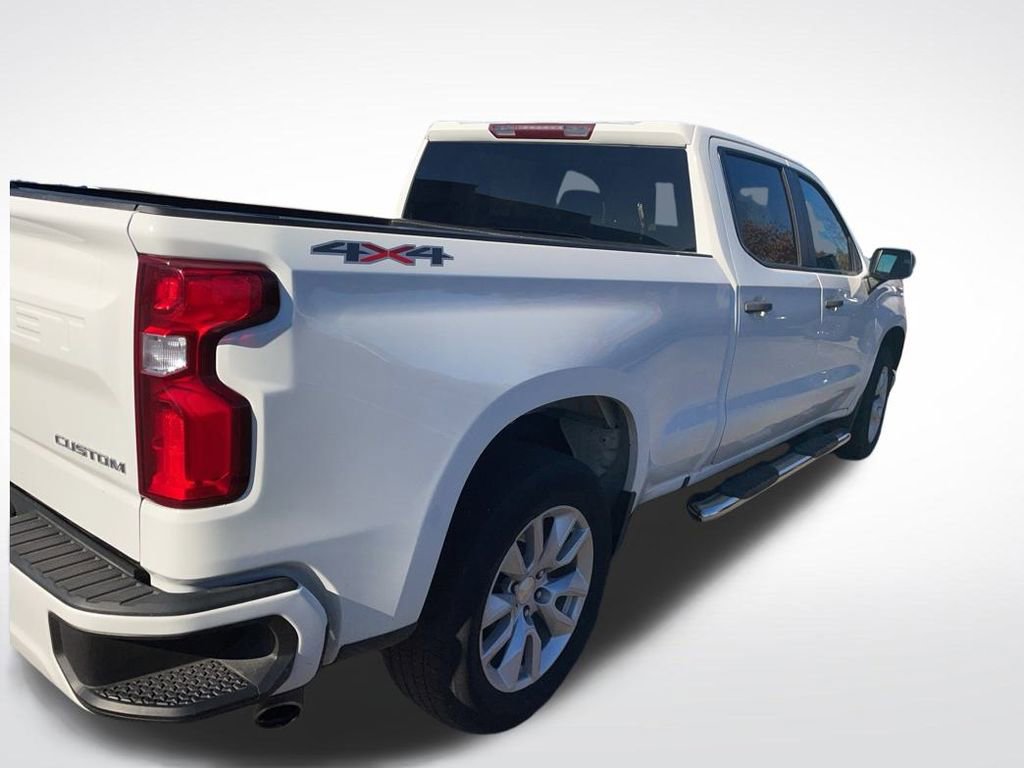 Used 2021 Chevrolet Silverado 1500 Custom image 2