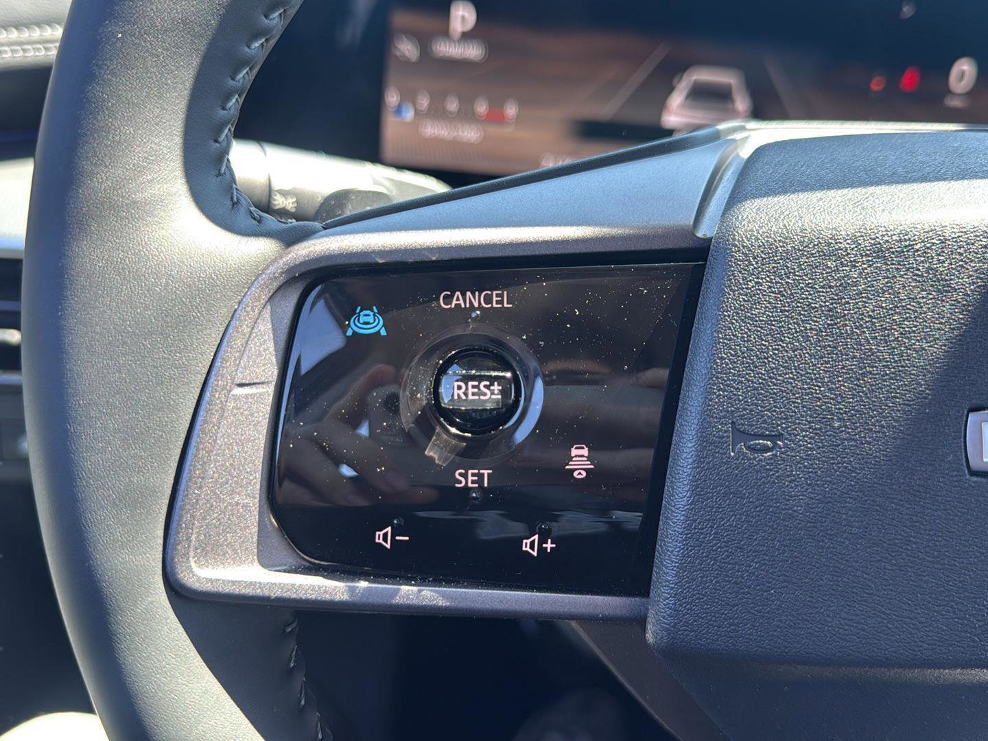 Used 2025 Nissan Murano SL image 12