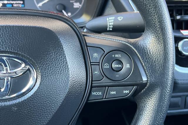 Certified 2025 Toyota Corolla Cross AWD Hybrid image 27