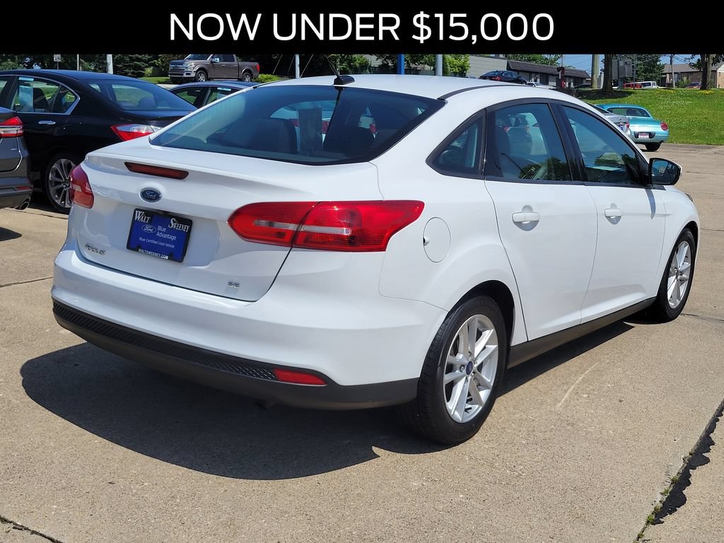 Certified 2017 Ford Focus SE FWD image 3