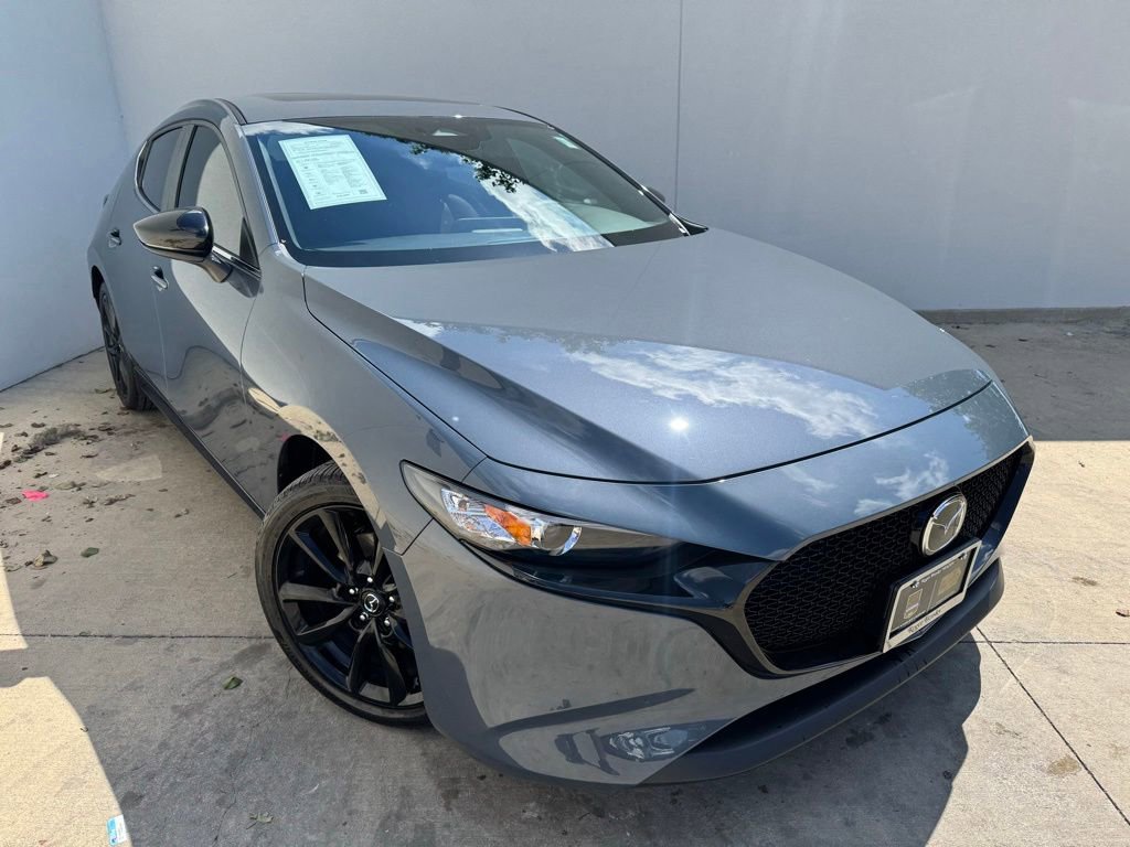Used 2026 MAZDA MAZDA3 Carbon AWD/4WD image 2